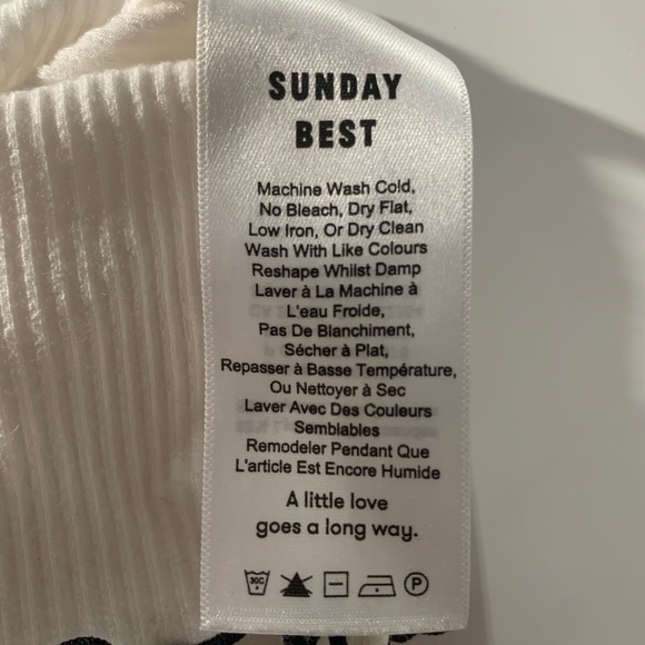 Discontinued Aritzia •Sunday Best• White and Black Trim Baby Tee - Picture 4 of 6